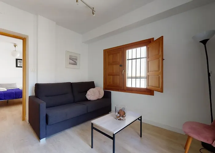Flatsforyou Sorolla House